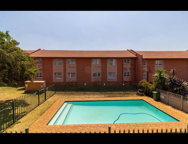 2 BEDROOM APARTMENT FOR SALE IN MEYERSDAL